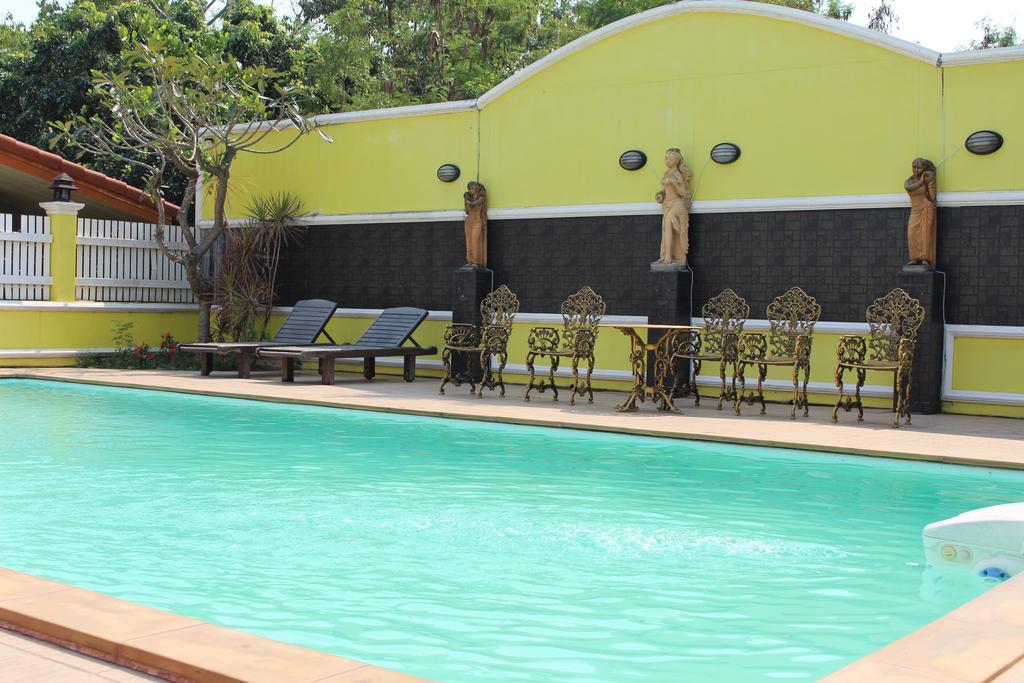 Saengthong Resort Chiangmai Chiang Mai Esterno foto